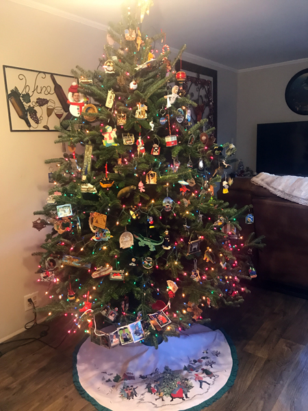 Christmas Travel Tree of the two RV Gypsies